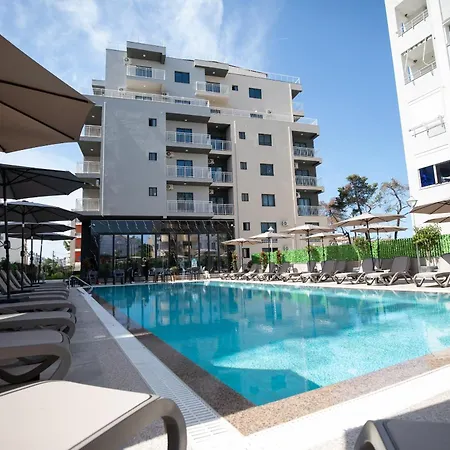 Resilient 4* Golem (Tirana)