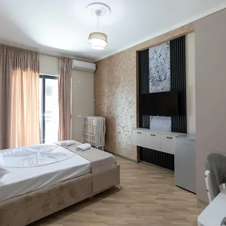 Resilient Golem (Tirana)