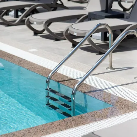 Resilient Ξενοδοχείο Golem (Tirana)