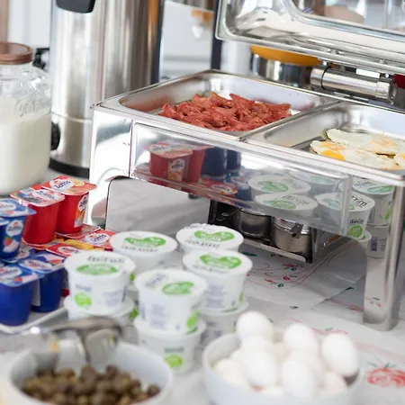 Ξενοδοχείο Resilient