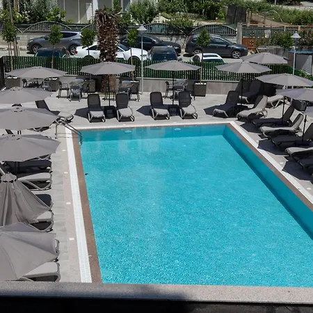 Resilient Hotel Golem (Tirana)