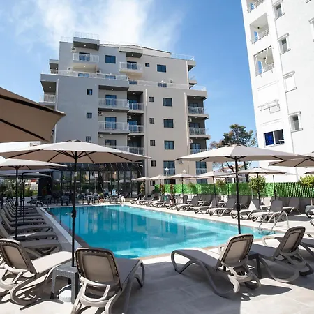 Resilient 4* Golem (Tirana)