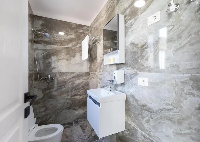Resilient Hotell Golem (Tirana)