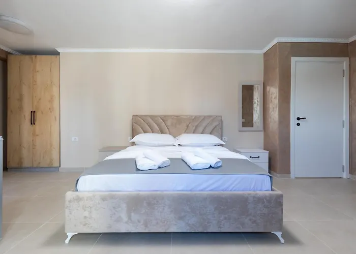 Hotell Resilient Golem (Tirana)